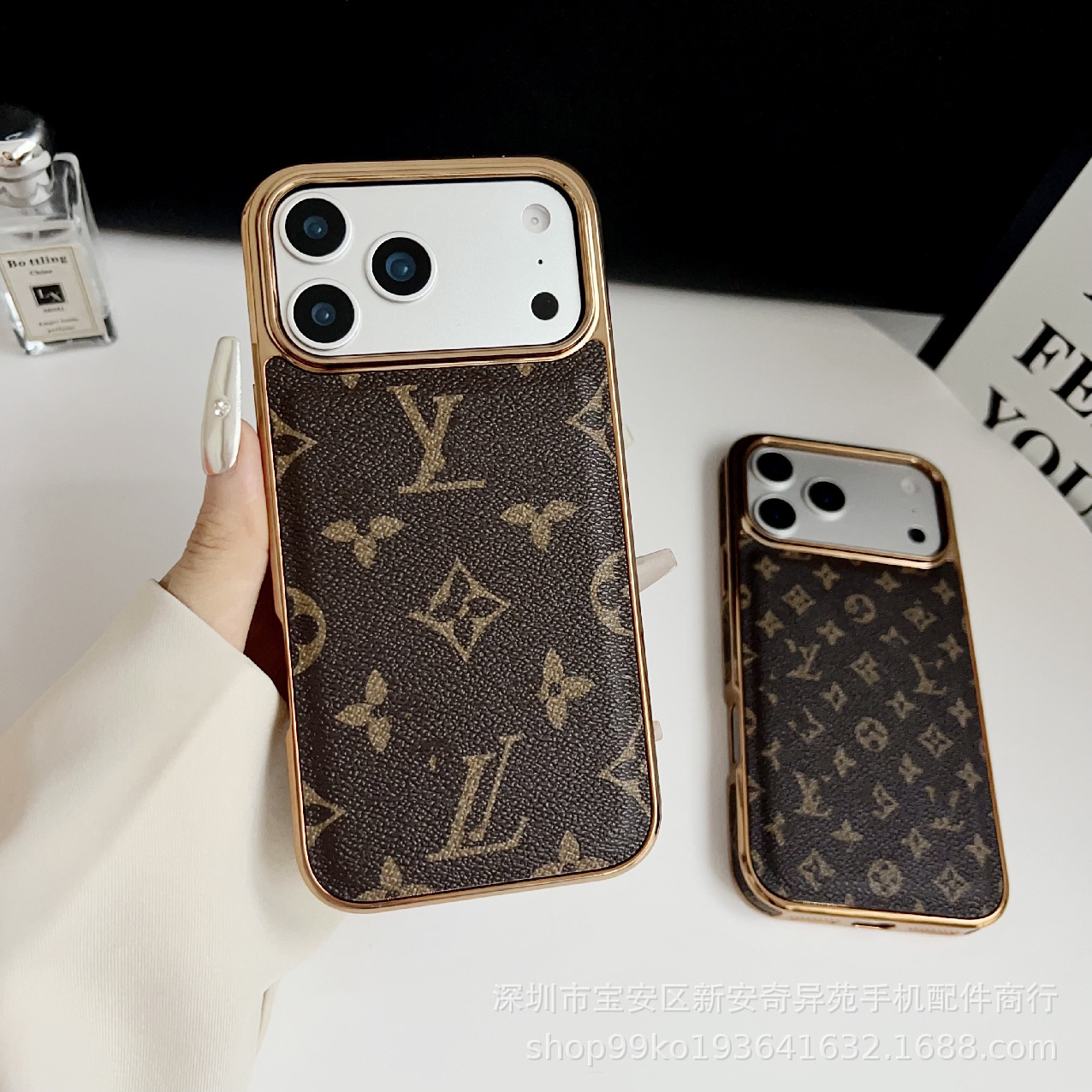 电镀皮质潮牌复古风保护壳适用苹果17Promax高级感欧美苹果手机壳